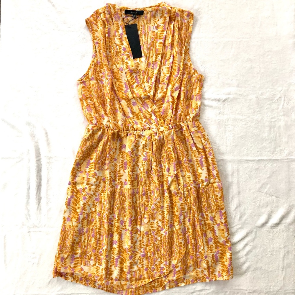 NWT Eclair Sleeveless V-neck Faux Wrap Dress (M)